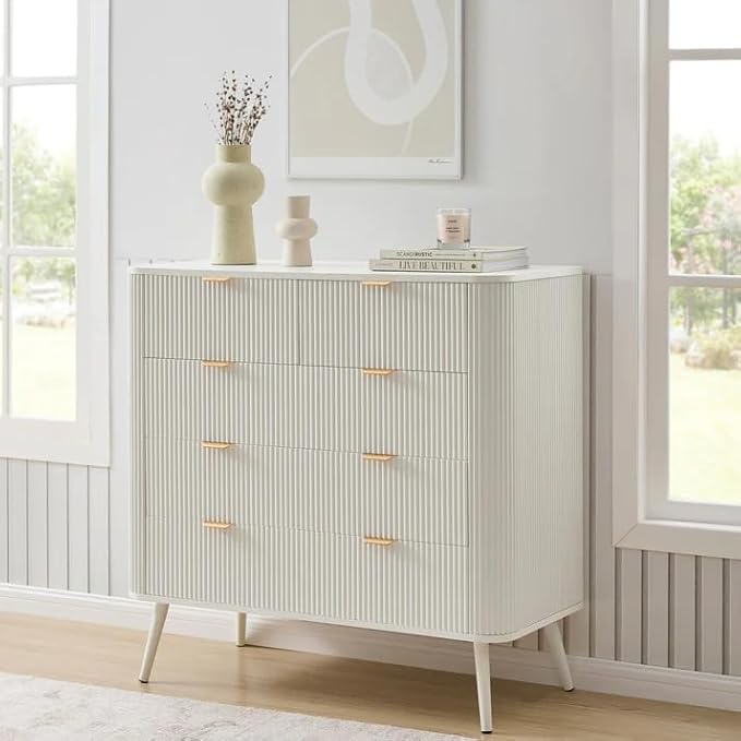 Wooden Chest of 5 Drawers