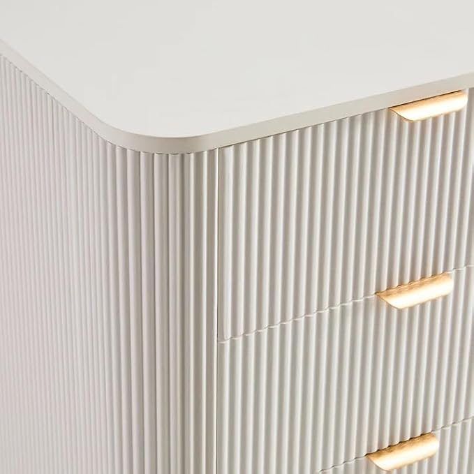 Wooden Chest of 5 Drawers