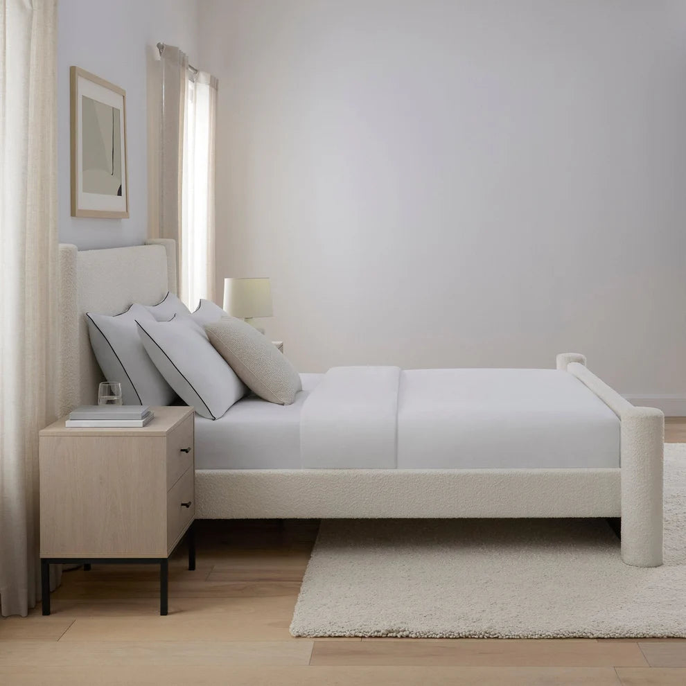 Furnitell Alexandria Pillar Bed